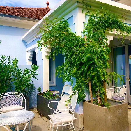 Une Maison Bleue Villa Piolenc Exteriör bild