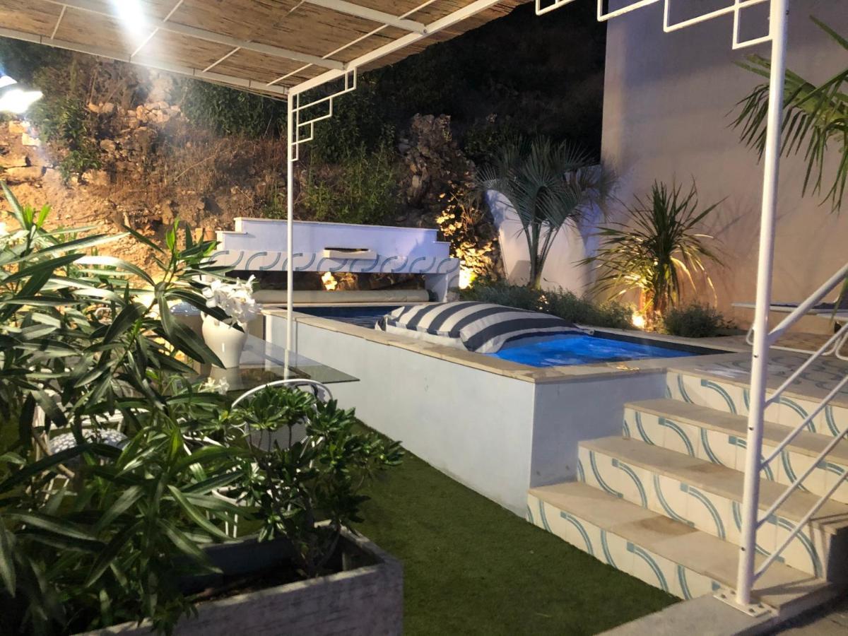 Une Maison Bleue Villa Piolenc Exteriör bild