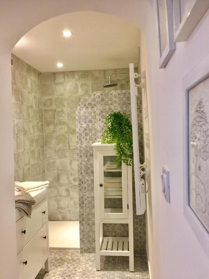 Une Maison Bleue Villa Piolenc Exteriör bild